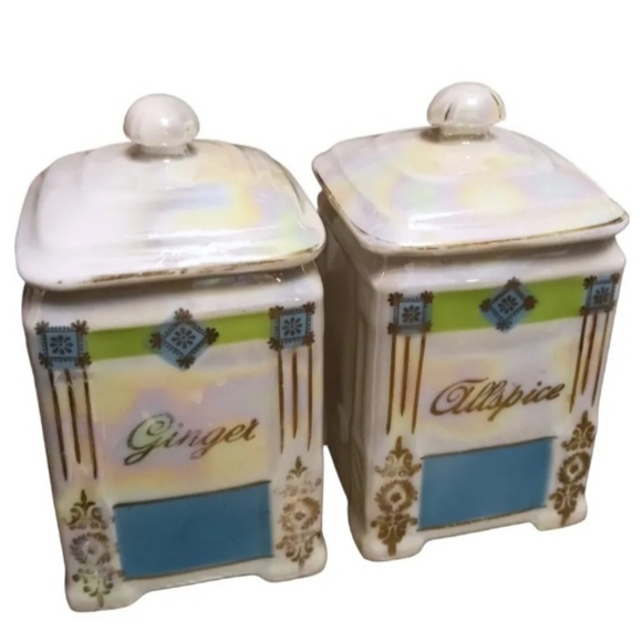 (3) Vintage Victoria Lusterware Porcelain Canisters- Pepper, Ginger, Al… - Picture 2 of 14